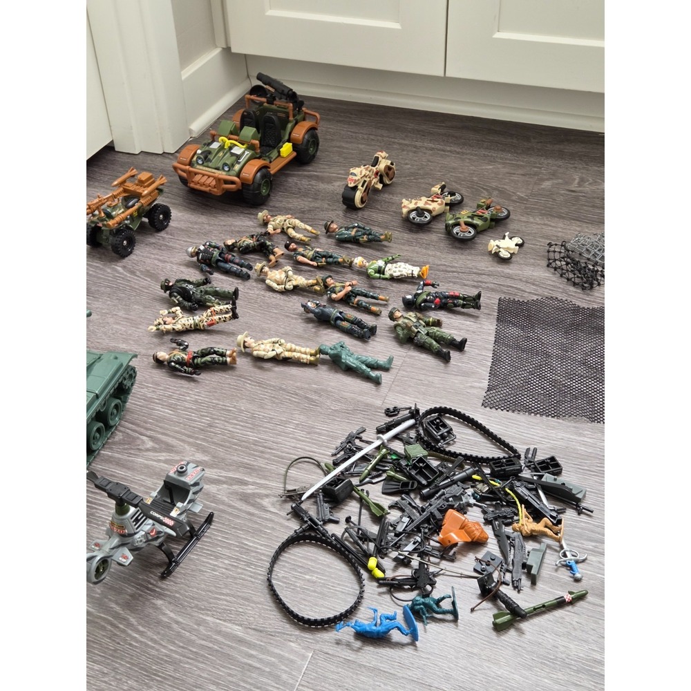 Lanard The Corps - Random Lot - GI Joe Figurines- Tank - Vehicles Vintage 1990's - Picture 10 of 13